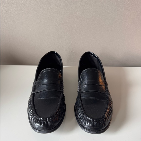Zara • Black Leather Loafers Ruched - Picture 8 of 10